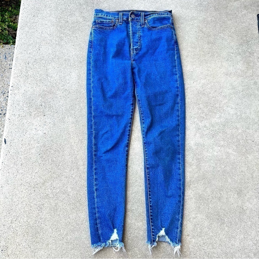 Levi’s Wedgie Skinny Jeans Raw Hem
